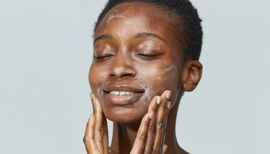 which washes your face better: oil cleansers or face wipes?